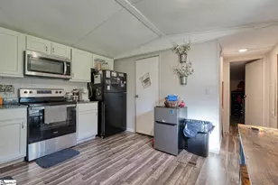 8485 Cross Anchor Rd, Enoree, SC 29335 - Photo 7