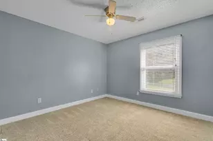 438 Maplecroft St, Spartanburg, SC 29303 - Photo 17