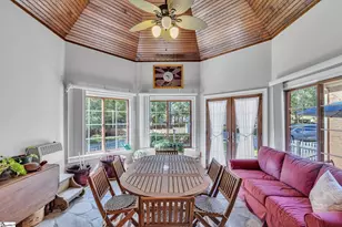 100 Sommerset Ln, Easley, SC 29642 - Photo 9