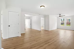 23 Spring St, Pelzer, SC 29669 - Photo 7