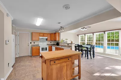 415 Scarlet Oak Drive, Fountain Inn, SC 29644 - Photo 9