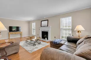 415 Scarlet Oak Dr, Fountain Inn, SC 29644 - Photo 5