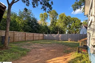20 1st St, Greenville, SC 29611 - Photo 5