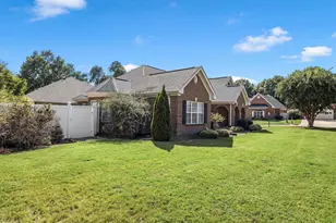 101 Banbury Cir, Simpsonville, SC 29681 - Photo 3