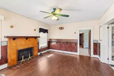 919 N Limestone Street, Gaffney, SC 29340 - Photo 11
