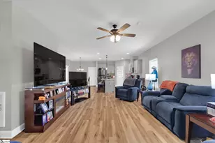 101 N Spencer St, Duncan, SC 29334 - Photo 5