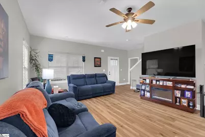 101 N Spencer Street, Duncan, SC 29334 - Photo 7
