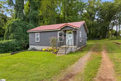 10 Hollywood Street, Inman, SC 29349 - Photo 1