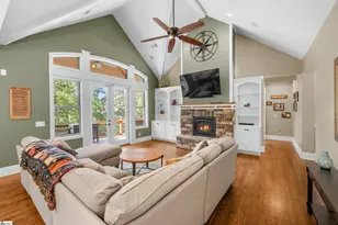 700 Lakestream Ct, Seneca, SC 29672 - Photo 9