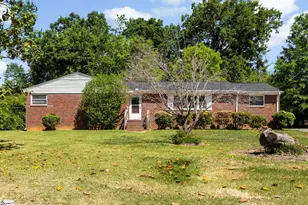 206 Greenbriar Dr, Simpsonville, SC 29680 - Photo 1