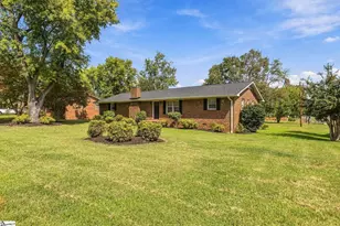 110 Scenic Cir, Boiling Springs, SC 29316 - Photo 3