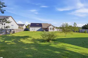 405 Kimbrell Oaks Dr, Boiling Springs, SC 29316 - Photo 13