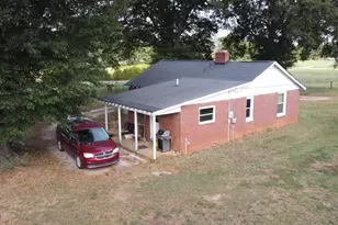 1706 W Georgia Rd, Woodruff, SC 29388 - Photo 3