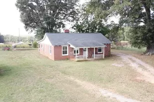 1706 W Georgia Rd, Woodruff, SC 29388 - Photo 1