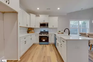 110 N 6th St, Easley, SC 29640 - Photo 7