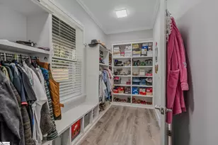 101 S Valley Ln, Greenville, SC 29611 - Photo 29