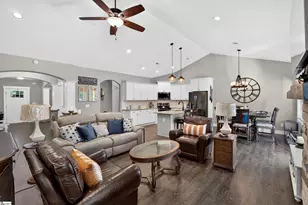 953 Hanging Rock Rd, Boiling Springs, SC 29316 - Photo 15