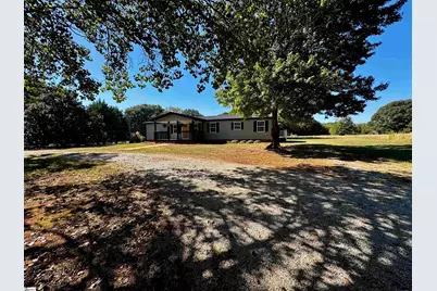 710 E Victor Hill Road, Duncan, SC 29334 - Photo 1