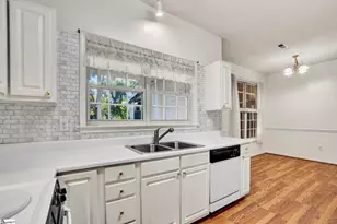 8 Boysenberry Dr, Taylors, SC 29687 - Photo 11