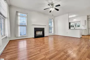 8 Boysenberry Dr, Taylors, SC 29687 - Photo 3