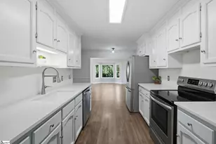 107 E Tugaloo Ct, Greenville, SC 29609 - Photo 7