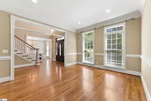 401 Rivercrest Dr, Taylors, SC 29687 - Photo 3