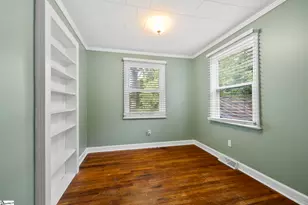 306 Owings St, Laurens, SC 29360 - Photo 5