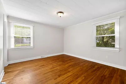 306 Owings Street, Laurens, SC 29360 - Photo 29