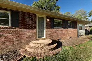 112 Lynn St, Greer, SC 29651 - Photo 3