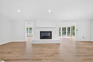 17 Woodharbor Dr, Taylors, SC 29687 - Photo 5