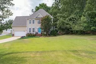 211 Sunrise Dr, Greer, SC 29651 - Photo 3