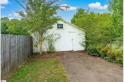 226 Irby Avenue, Laurens, SC 90613 - Photo 29