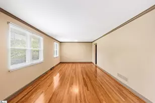 7 Dublin Ct, Greenville, SC 29615 - Photo 5
