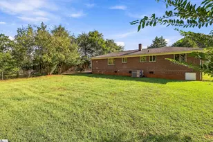 15 Knox St, Greenville, SC 29605 - Photo 5