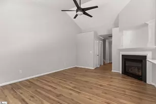 12 Knoll Ridge Dr, Greer, SC 29650 - Photo 5