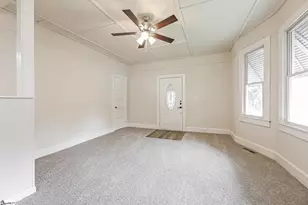 15 Crescent St, Lyman, SC 29365 - Photo 7