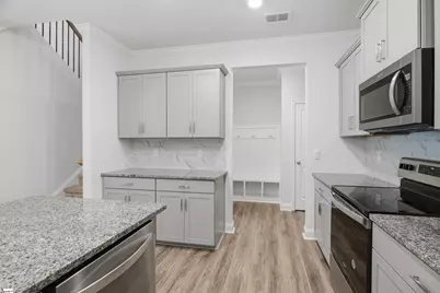 313 Cub Court, Greenville, SC 29609 - Photo 5
