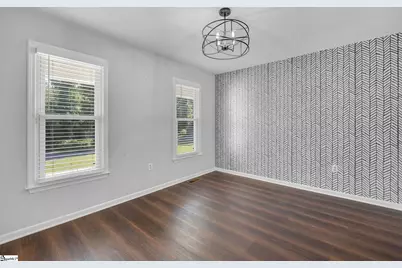 211 N Catherine Street, Pickens, SC 29671 - Photo 7