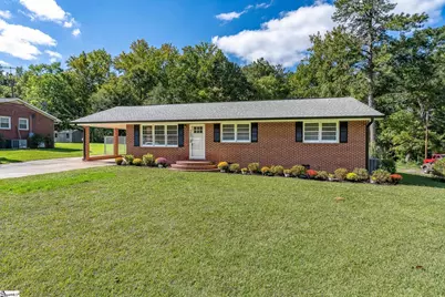 1007 E Northside Drive, Greenwood, SC 29649 - Photo 3
