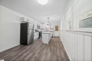 1007 E Northside Dr, Greenwood, SC 29649 - Photo 9