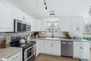 11 Corey Way, Travelers Rest, SC 29690 - Photo 9