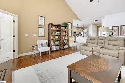 334 Belle Oaks Drive, Simpsonville, SC 29680 - Photo 13