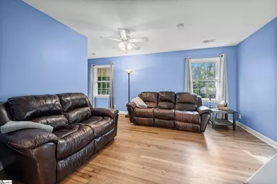 218 Lakewood Drive, Spartanburg, SC 29302 - Photo 3