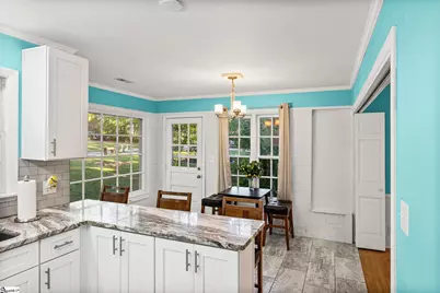 218 Lakewood Drive, Spartanburg, SC 29302 - Photo 9