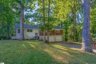 218 Lakewood Dr, Spartanburg, SC 29302 - Photo 1