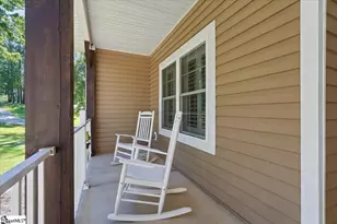225 S Point Harbor Dr, Chappells, SC 29037 - Photo 7