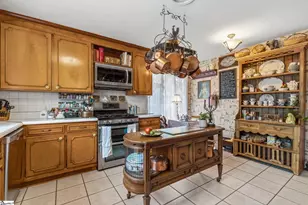 48 Crestline Rd, Greenville, SC 29609 - Photo 17