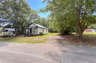 229 Cater St, Belton, SC 29627 - Photo 9