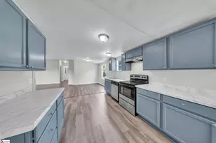 8 Riverbreeze Rd, Greenville, SC 29611 - Photo 5
