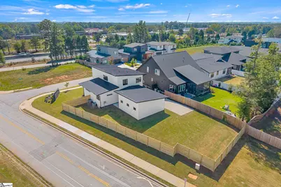 8 Village Crest Drive, Greenville, SC 29607 - Photo 43